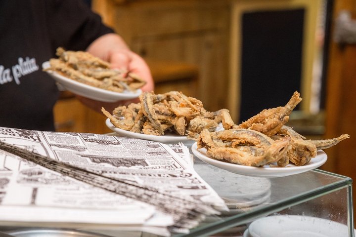 En guidet mattur i Barcelonas gotiske kvarter og El Born, med tapas og vin, foto 12 | wizardtrip