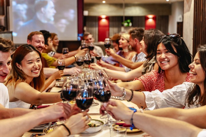 Un tour gastronomique animé de Lisbonne présentant des spécialités portugaises, du vin et des sites historiques de la ville, photo 9 | wizardtrip
