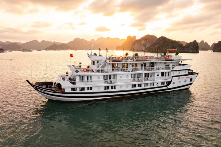 The Best Halong Bay Overnight Cruise – CozyBay Grand-All Inclusive | wizardtrip