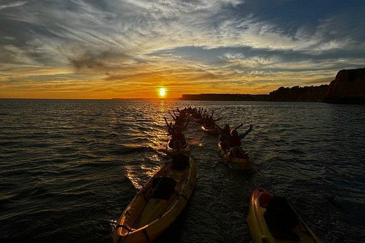 Ponta da Piedade Caves Kayak Tour in Lagos + Snorkelling | wizardtrip