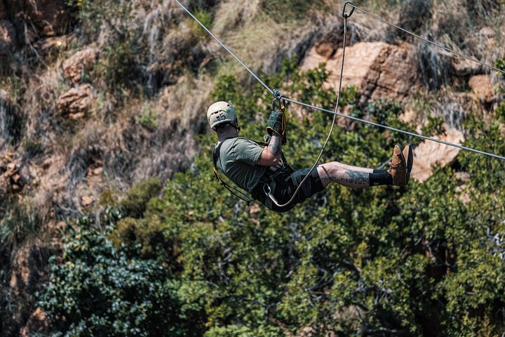 Opplev en øko-eventyr zipline-tur gjennom Magaliesbergfjellene i Sør-Afrika, foto 7 | wizardtrip