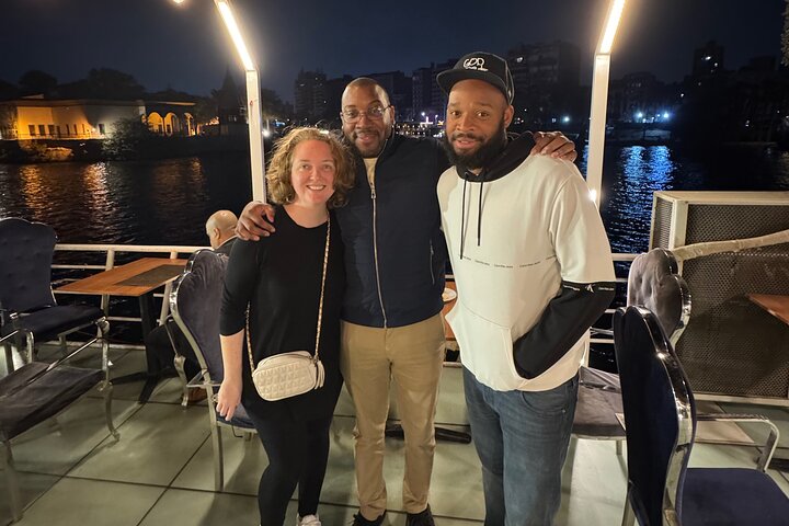 Disfruta de un cautivador crucero con cena por el río Nilo en El Cairo, con entretenimiento en vivo y impresionantes vistas de la ciudad, foto 24 | wizardtrip