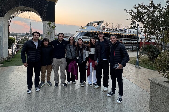 Disfruta de un cautivador crucero con cena por el río Nilo en El Cairo, con entretenimiento en vivo y impresionantes vistas de la ciudad, foto 29 | wizardtrip