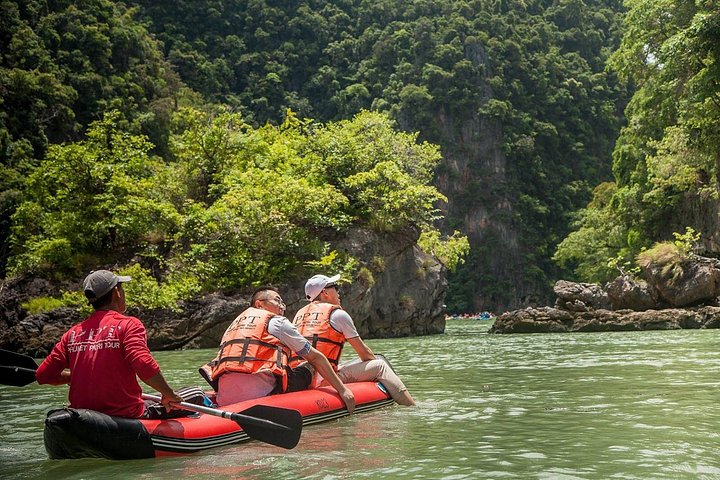 Tour en lancha rápida a la isla James Bond, explorando cuevas, lagunas y pueblos flotantes en Phuket, Tailandia, foto 6 | wizardtrip