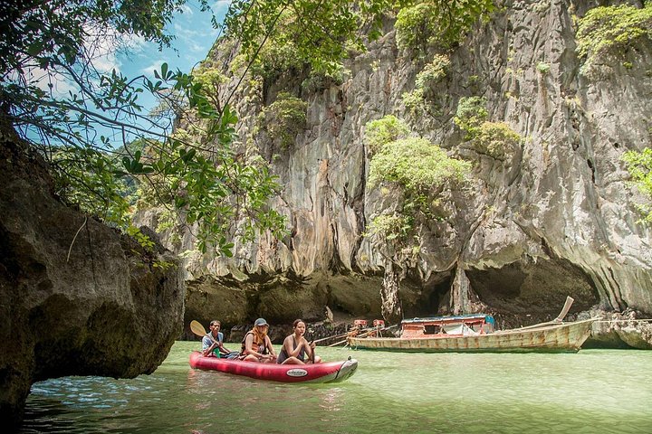 Tour en lancha rápida a la isla James Bond, explorando cuevas, lagunas y pueblos flotantes en Phuket, Tailandia, foto 13 | wizardtrip