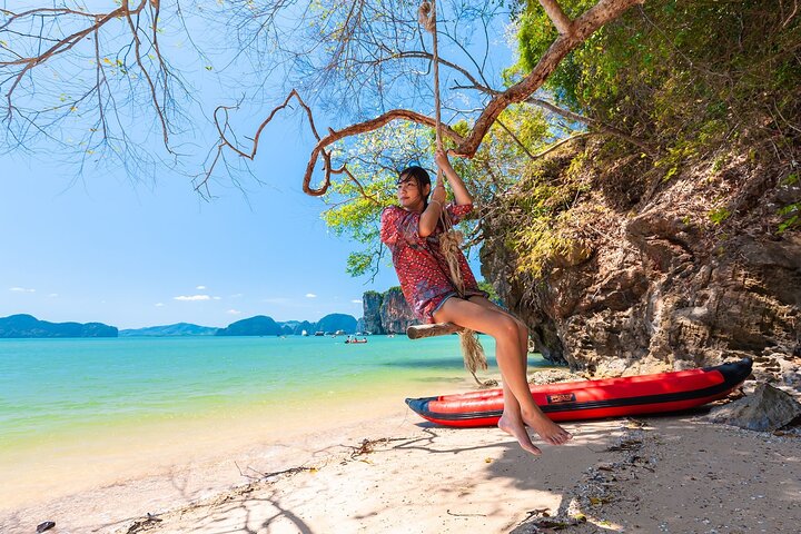 Tour en lancha rápida a la isla James Bond, explorando cuevas, lagunas y pueblos flotantes en Phuket, Tailandia, foto 18 | wizardtrip