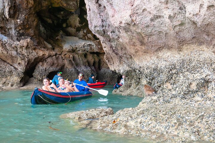 Tour en lancha rápida a la isla James Bond, explorando cuevas, lagunas y pueblos flotantes en Phuket, Tailandia, foto 22 | wizardtrip