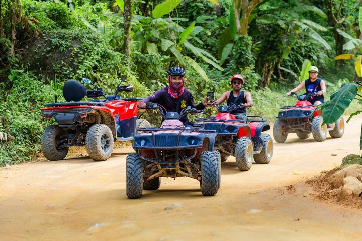 Experimenta un emocionante paseo en ATV y una aventura de tirolesa a través de la exuberante jungla y los paisajes escénicos de Phuket, foto 15 | wizardtrip