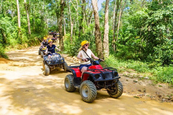 Experimenta un emocionante paseo en ATV y una aventura de tirolesa a través de la exuberante jungla y los paisajes escénicos de Phuket, foto 17 | wizardtrip