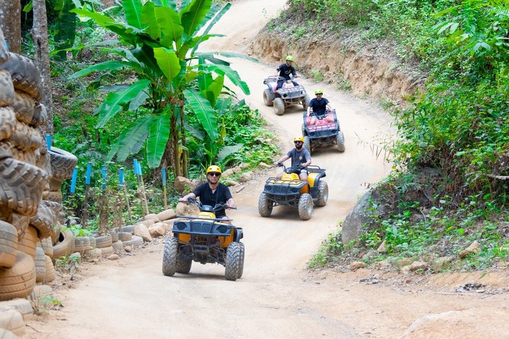 Experimenta un emocionante paseo en ATV y una aventura de tirolesa a través de la exuberante jungla y los paisajes escénicos de Phuket, foto 25 | wizardtrip