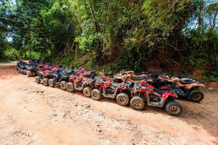 Experimenta un emocionante paseo en ATV y una aventura de tirolesa a través de la exuberante jungla y los paisajes escénicos de Phuket, foto 27 | wizardtrip