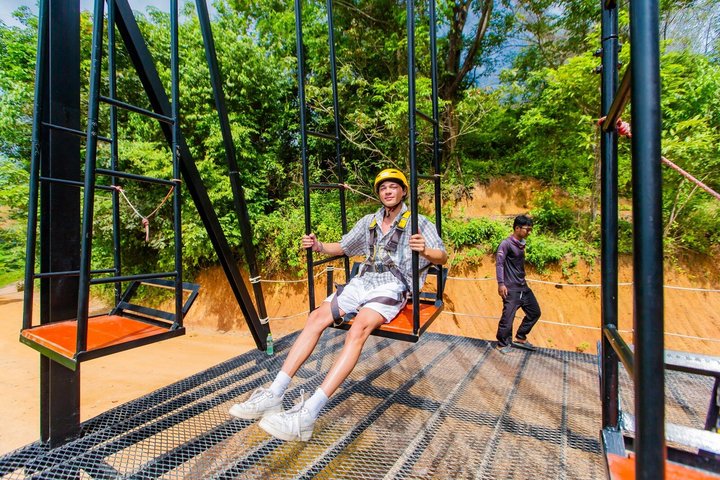Experimenta un emocionante paseo en ATV y una aventura de tirolesa a través de la exuberante jungla y los paisajes escénicos de Phuket, foto 45 | wizardtrip
