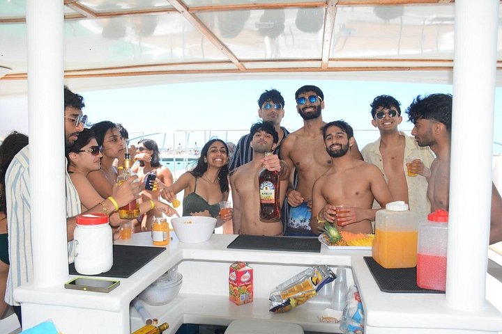 プンタカナの大人限定ヒップホップ・パーティーボート・クルーズ、飲み放題＆シュノーケリング付き、写真38 | wizardtrip