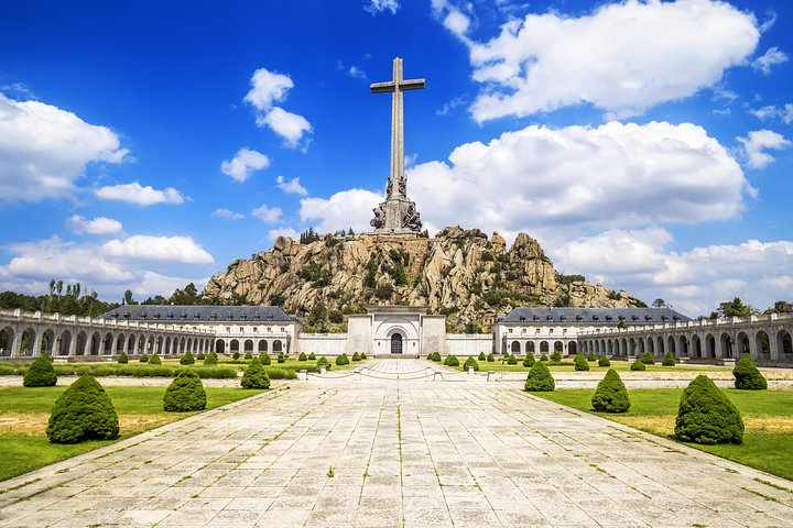 Excursão ao Mosteiro de El Escorial e Vale dos Caídos a partir de Madrid, Espanha, foto 13 | wizardtrip