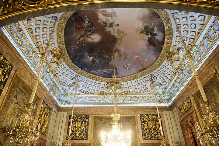 Guidet gåtur i Madrids historiske sentrum og Det Kongelige Slott, med ikoniske landemerker og hurtiggang, foto 20 | wizardtrip