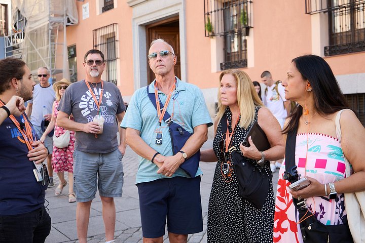 Guidet gåtur i Madrids historiske sentrum og Det Kongelige Slott, med ikoniske landemerker og hurtiggang, foto 21 | wizardtrip