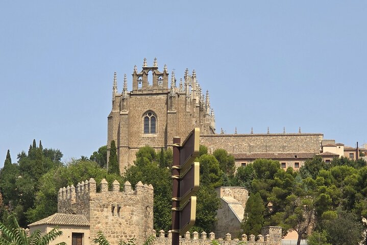 Excursión de día completo desde Madrid a Toledo, explorando su histórica catedral, sinagogas e iglesias, foto 25 | wizardtrip