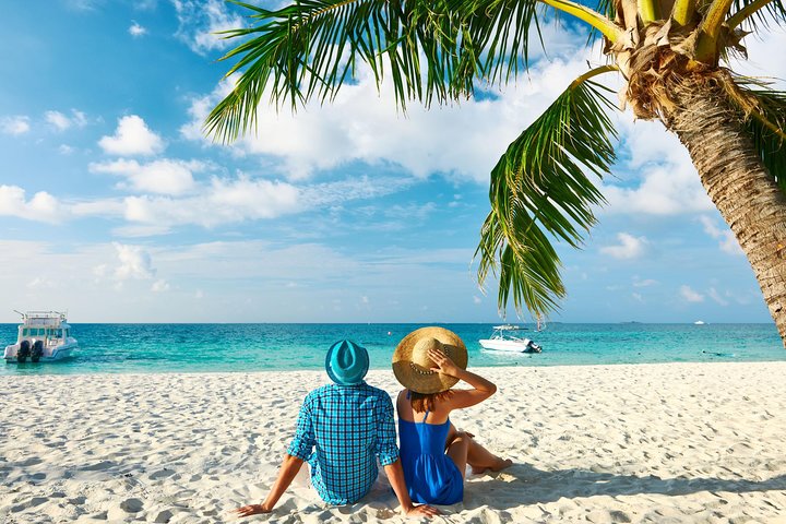 Tour in barca semi-privato per snorkeling con tartarughe e visita a Honeymoon Beach a St. Thomas, foto 7 | wizardtrip