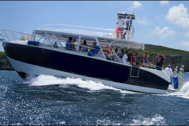Tour in barca semi-privato per snorkeling con tartarughe e visita a Honeymoon Beach a St. Thomas, foto 13 | wizardtrip