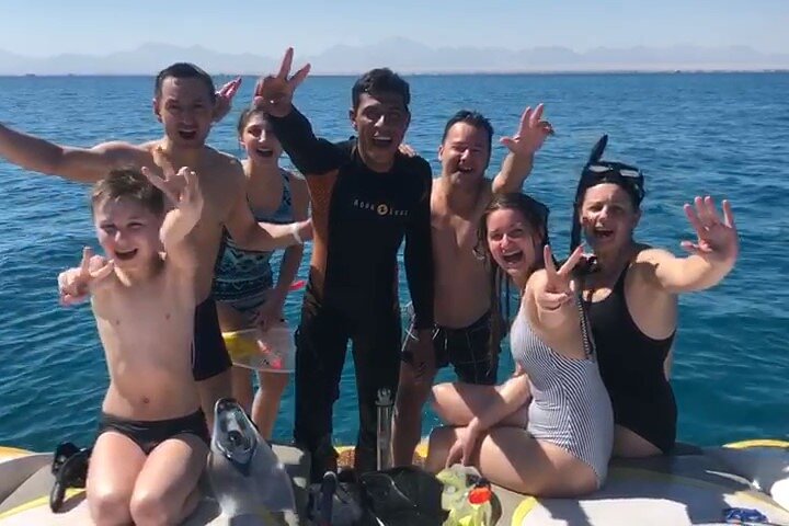 Private speed boat trip in Hurghada with dolphin swimming, snorkeling, and island visit, photo 10 | wizardtrip