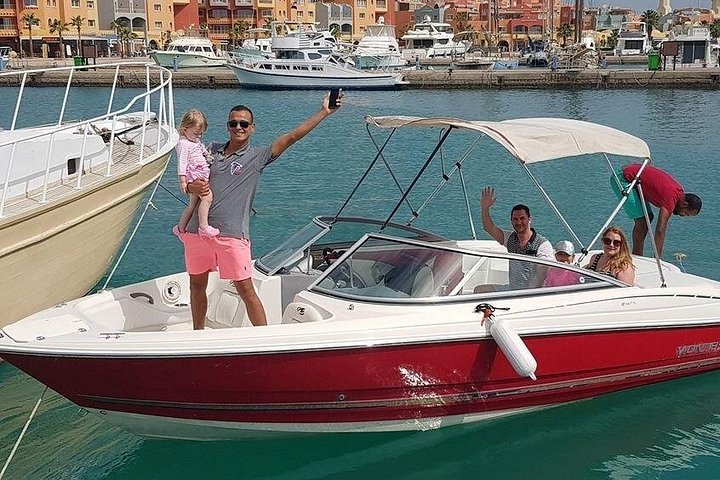 Private speed boat trip in Hurghada with dolphin swimming, snorkeling, and island visit, photo 12 | wizardtrip