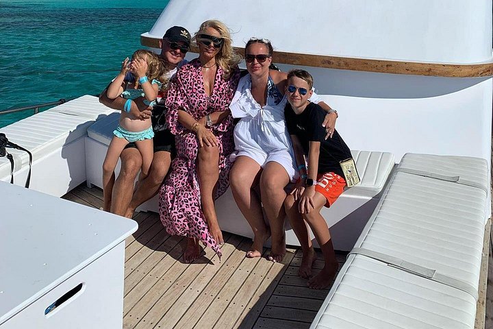 Excursion privée en bateau à Hurghada avec snorkeling, visites d'îles et observation des dauphins, photo 12 | wizardtrip