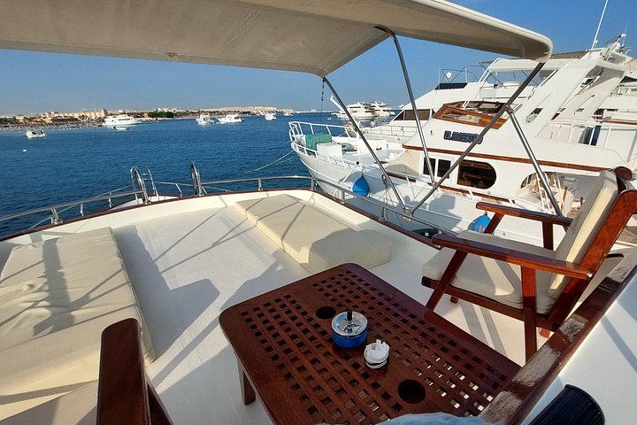 Excursion privée en bateau à Hurghada avec snorkeling, visites d'îles et observation des dauphins, photo 25 | wizardtrip