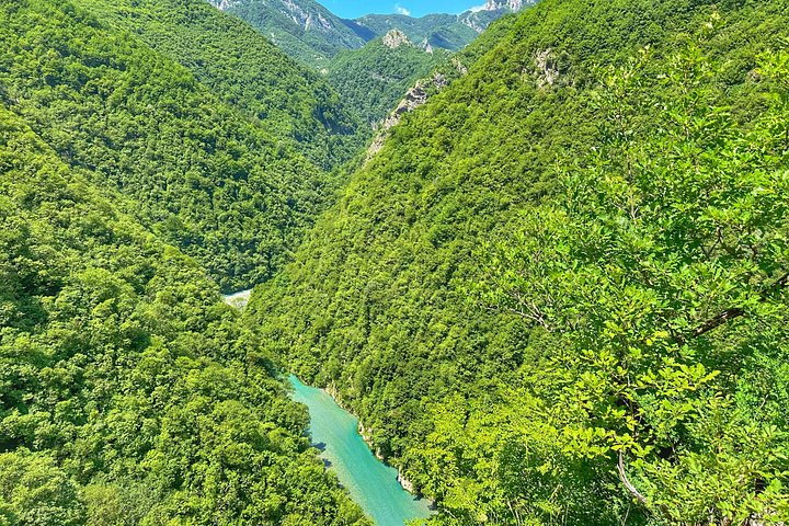 Excursion en bateau panoramique sur le lac Komani et la rivière Shala, Albanie, photo 24 | wizardtrip