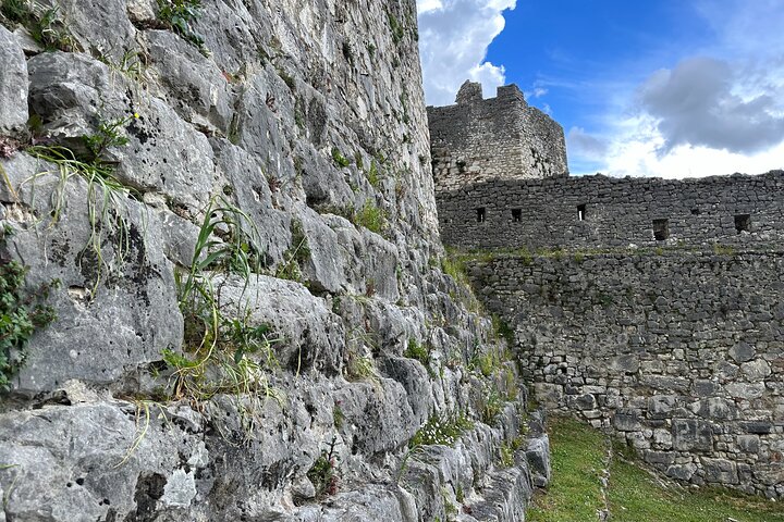 Tur till Berat UNESCO-plats och Belshi-sjön från Tirana, Albanien, foto 12 | wizardtrip