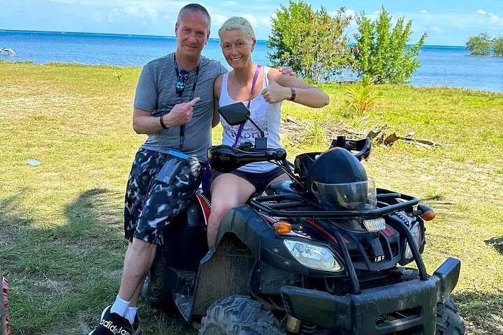 Kombinieren Sie ATV-Fahrten und Tierbeobachtungen auf der Insel Roatan, Honduras, Foto 18 | wizardtrip