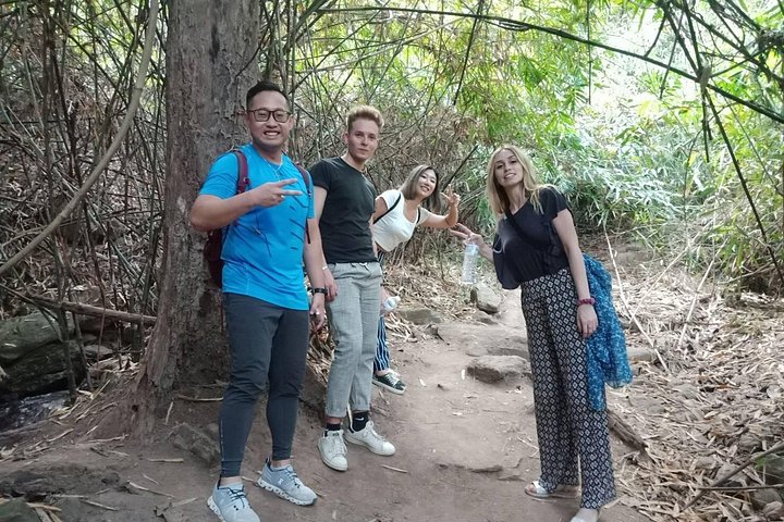 Wandern Sie durch üppigen Dschungel zu ruhigen Tempeln und genießen Sie den Panoramablick auf die Stadt vom Doi Suthep in Chiang Mai, Foto 21 | wizardtrip