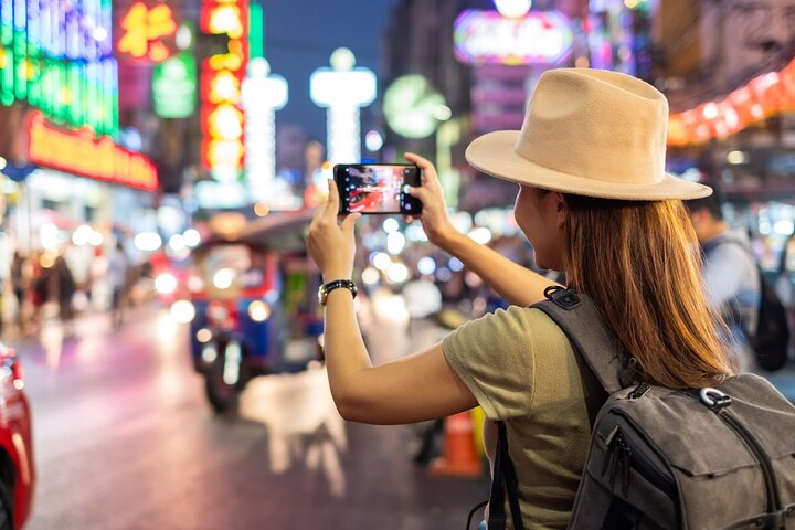 Découvrez les rues animées de Bangkok et ses monuments emblématiques lors d'une passionnante visite en tuk-tuk, photo 13 | wizardtrip