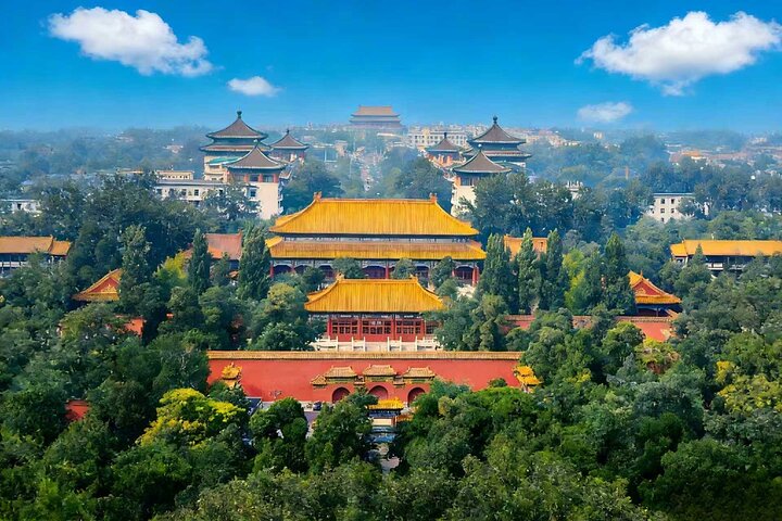 Guided tour of the Forbidden City in Beijing, China, showcasing imperial architecture and history, photo 8 | wizardtrip