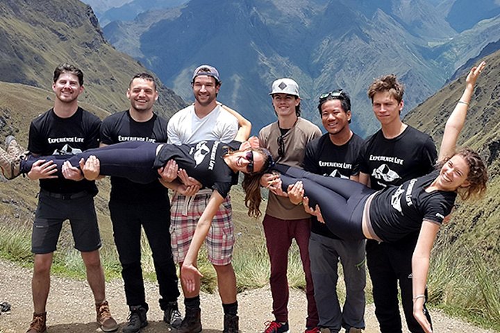 Wandern Sie den alten Inka-Pfad durch die Anden zur prächtigen Zitadelle Machu Picchu in Peru, Foto 16 | wizardtrip