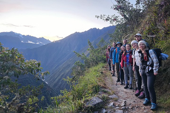 Wandern Sie den alten Inka-Pfad durch die Anden zur prächtigen Zitadelle Machu Picchu in Peru, Foto 21 | wizardtrip