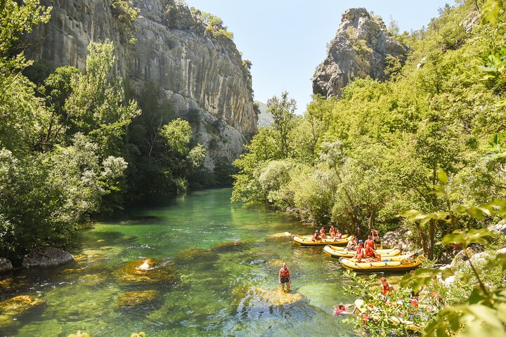 Raften, klifduiken en grotverkenning op de schilderachtige Cetina rivier in Kroatië, foto 9 | wizardtrip