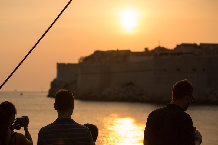 Solnedgångskryssning endast för vuxna på ett traditionellt Karaka-skepp i Dubrovnik, Kroatien, foto 9 | wizardtrip