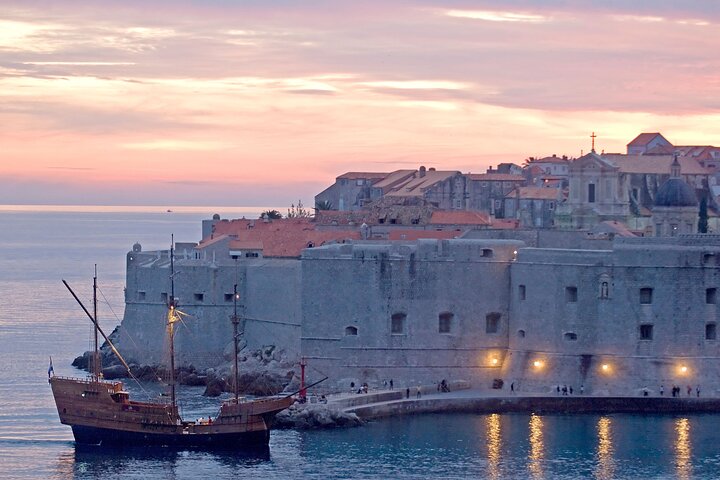 Solnedgångskryssning endast för vuxna på ett traditionellt Karaka-skepp i Dubrovnik, Kroatien, foto 20 | wizardtrip