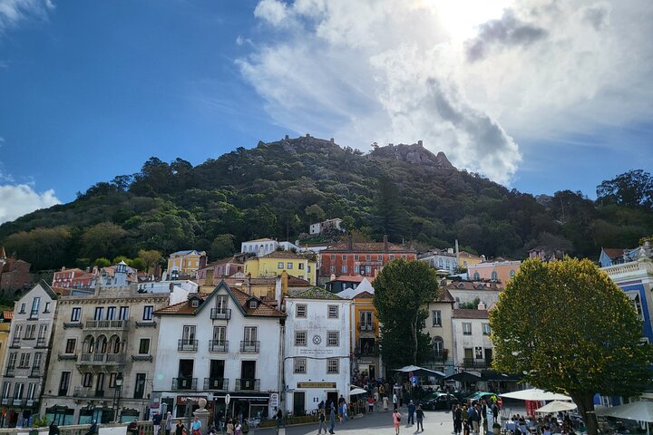 Heldagstur fra Lisboa til Sintra, med besøk til Pena-palasset, Quinta da Regaleira og Cabo da Roca, foto 8 | wizardtrip