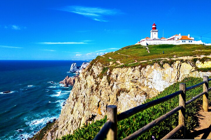 Heldagstur fra Lisboa til Sintra, med besøk til Pena-palasset, Quinta da Regaleira og Cabo da Roca, foto 9 | wizardtrip