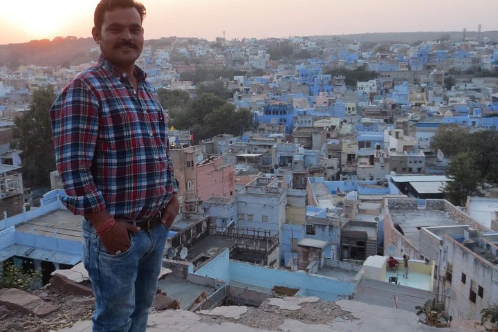 Private tour exploring the historic Blue City of Jodhpur, India, including forts, palaces, and markets, photo 105 | wizardtrip