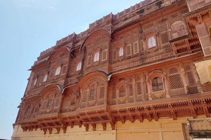 Private tour exploring the historic Blue City of Jodhpur, India, including forts, palaces, and markets, photo 155 | wizardtrip