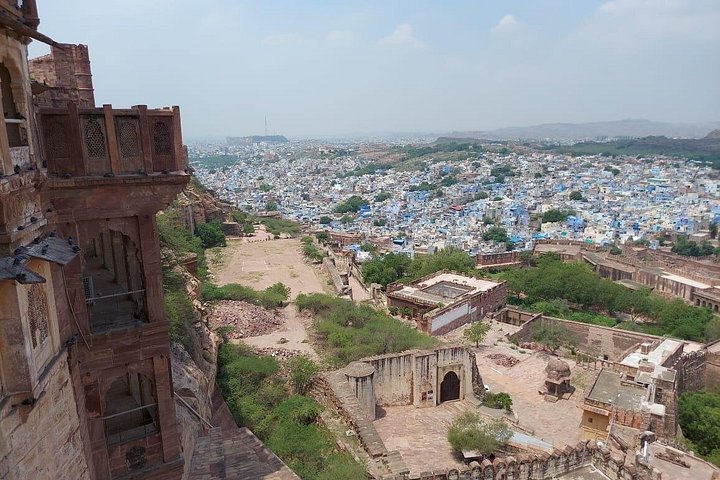 Private tour exploring the historic Blue City of Jodhpur, India, including forts, palaces, and markets, photo 161 | wizardtrip
