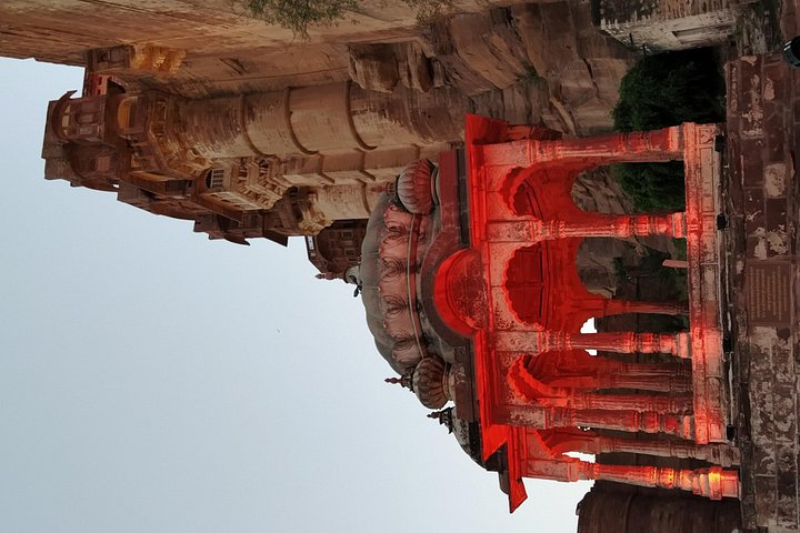 Private tour exploring the historic Blue City of Jodhpur, India, including forts, palaces, and markets, photo 33 | wizardtrip