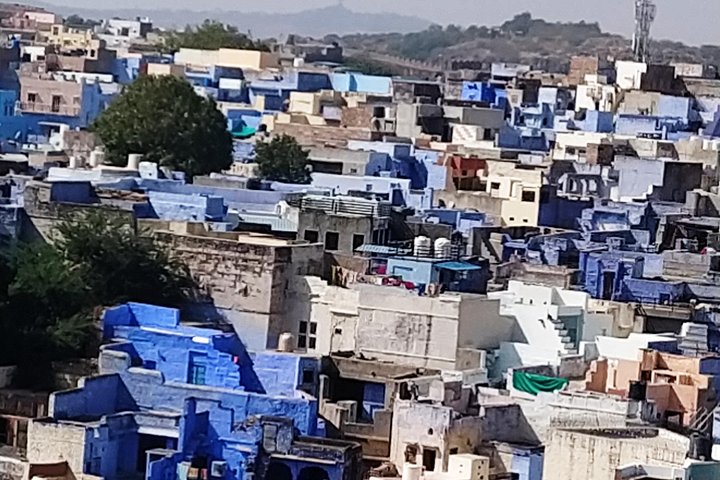 Private tour exploring the historic Blue City of Jodhpur, India, including forts, palaces, and markets, photo 38 | wizardtrip
