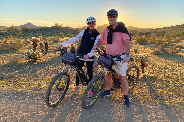 Aventure guidée en vélo électrique à travers le paysage pittoresque du désert de Sonora près de Phoenix, photo 17 | wizardtrip
