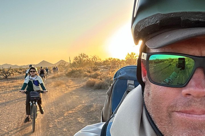 Aventure guidée en vélo électrique à travers le paysage pittoresque du désert de Sonora près de Phoenix, photo 21 | wizardtrip
