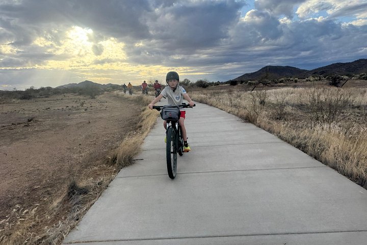Aventure guidée en vélo électrique à travers le paysage pittoresque du désert de Sonora près de Phoenix, photo 26 | wizardtrip