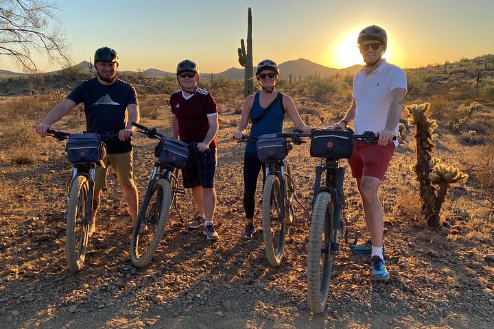 Aventure guidée en vélo électrique à travers le paysage pittoresque du désert de Sonora près de Phoenix, photo 28 | wizardtrip