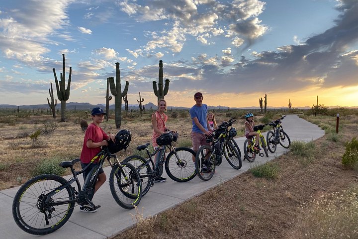 Aventure guidée en vélo électrique à travers le paysage pittoresque du désert de Sonora près de Phoenix, photo 31 | wizardtrip
